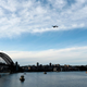 Un Boeing 747 de Qantas volando sobre Sydney
